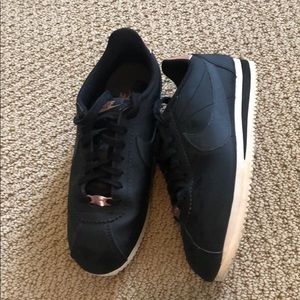 Nike Cortez Women’s size 8. Worn only a few times